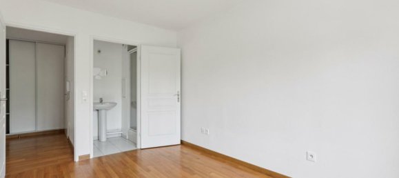 3 Schlafzimmer Wohnung in Le Plessis-Trevise, France, Nr. 350322 8