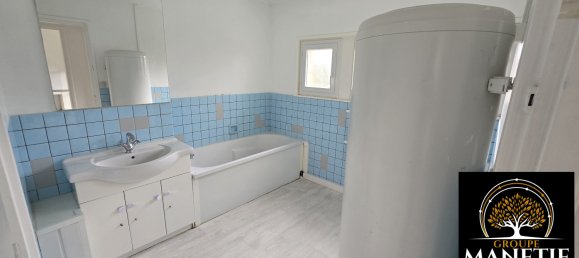  بناية في Lens, France 220متر مربع رقم 75399 4