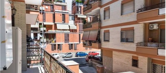 2 bedrooms Apartment in Rome, Italy No. 275980 15