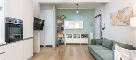 2 bedrooms Apartment in Rome, Italy No. 275980 3