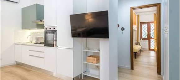 2 bedrooms Apartment in Rome, Italy No. 275980 5