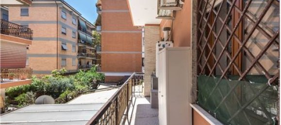 2 bedrooms Apartment in Rome, Italy No. 275980 14