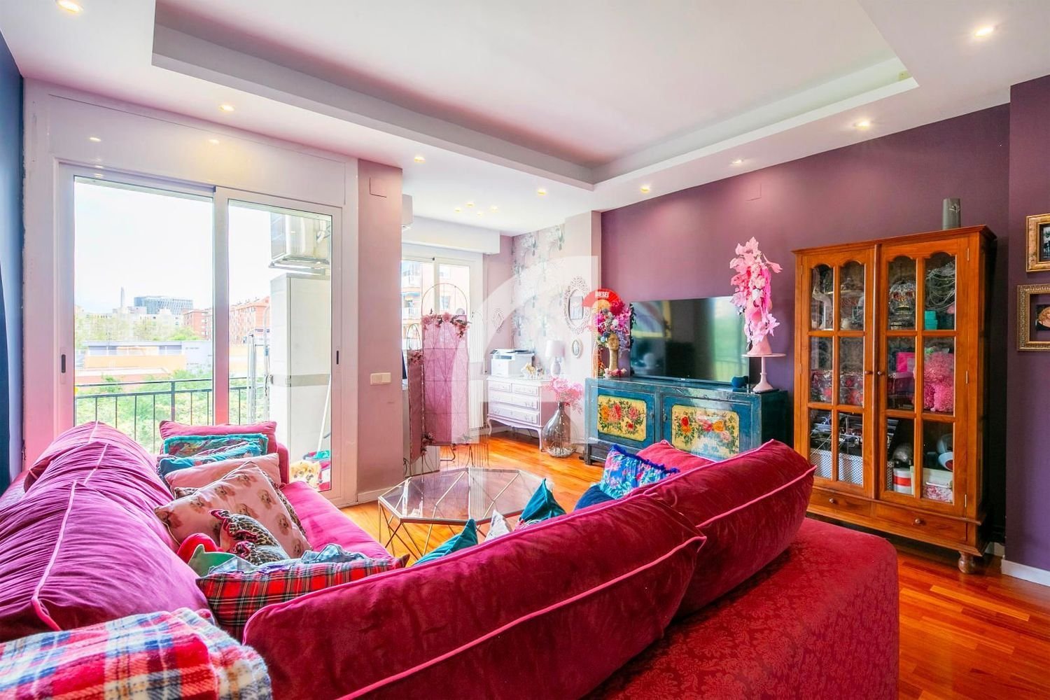 3 bedrooms Apartment in Sant Marti, Spain No. 168510