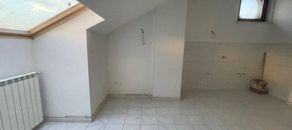 2 bedrooms Apartment in Moncalieri, Italy No. 44393 13