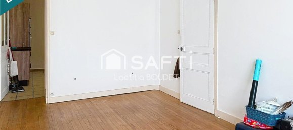 2 bedrooms House in Rochefort, France No. 347494 3