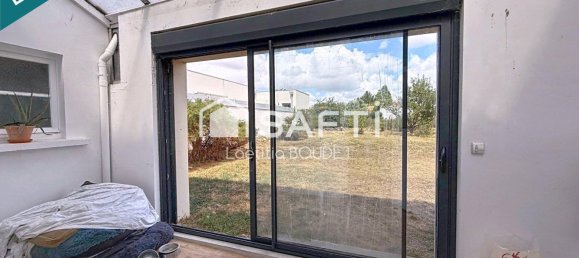 2 bedrooms House in Rochefort, France No. 347494 5