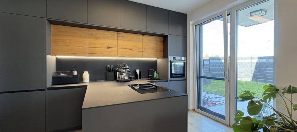 2 bedrooms Apartment in Traun, Austria No. 241425 3