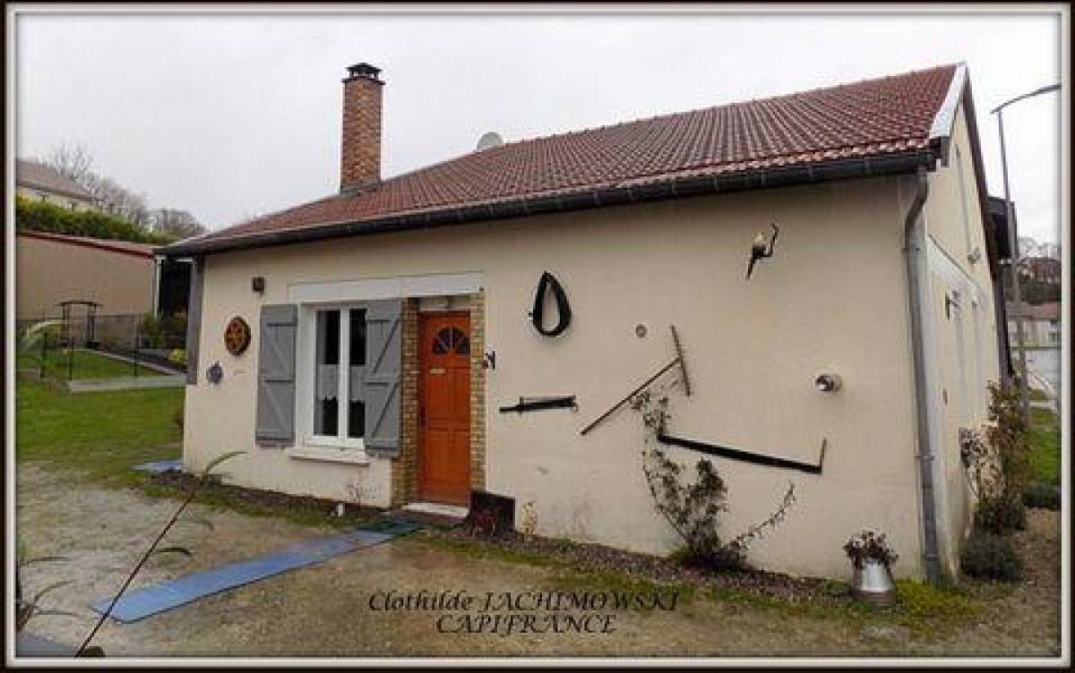 Studio in Vouziers, France, Nr. 24267