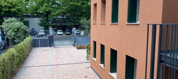 2 rooms Apartment in Parma, Italy No. 81009 21