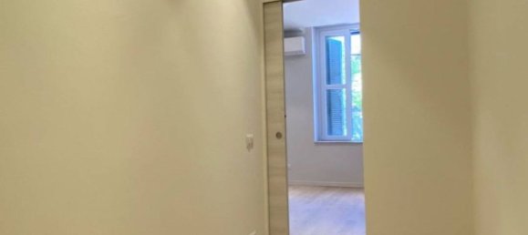 2 rooms Apartment in Parma, Italy No. 81009 8