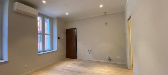 2 rooms Apartment in Parma, Italy No. 81009 49