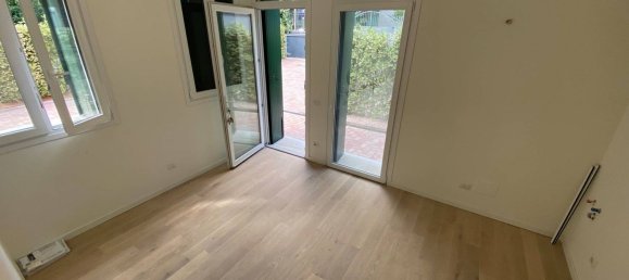 2 rooms Apartment in Parma, Italy No. 81009 29