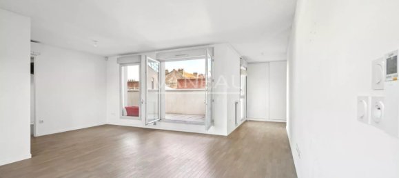 Квартира с 4 комнатами в Малакофф, Франция № 138463 4