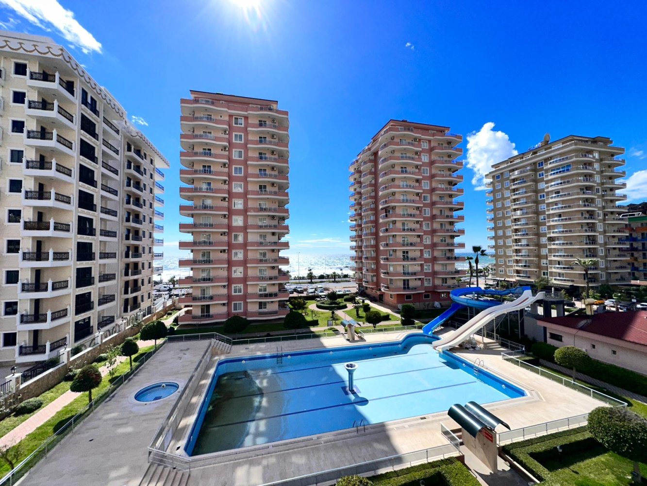 Apartment 2+1 in Mahmutlar, Turkey No. 40457