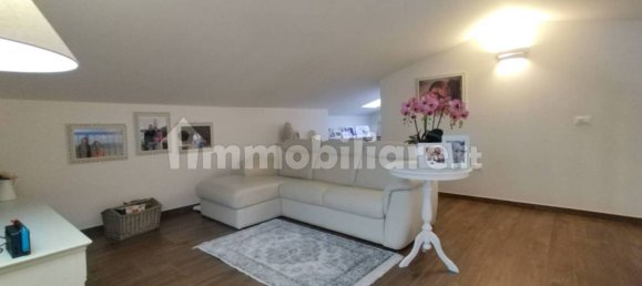 3 Schlafzimmer Wohnung in Monte Vidon Corrado, Italy, Nr. 90293 10