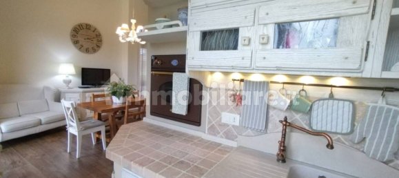 3 Schlafzimmer Wohnung in Monte Vidon Corrado, Italy, Nr. 90293 3