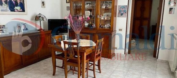 4 rooms Apartment in Milan, Italy No. 244672 7