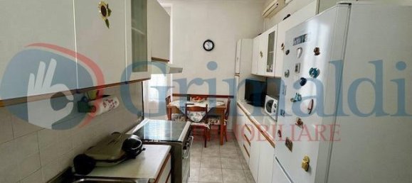 4 rooms Apartment in Milan, Italy No. 244672 3