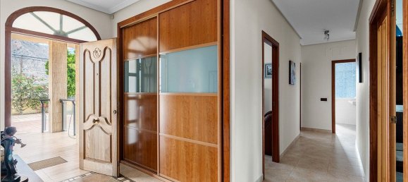 5 غرف نوم منزل في Alicante, Spain رقم 167595 6