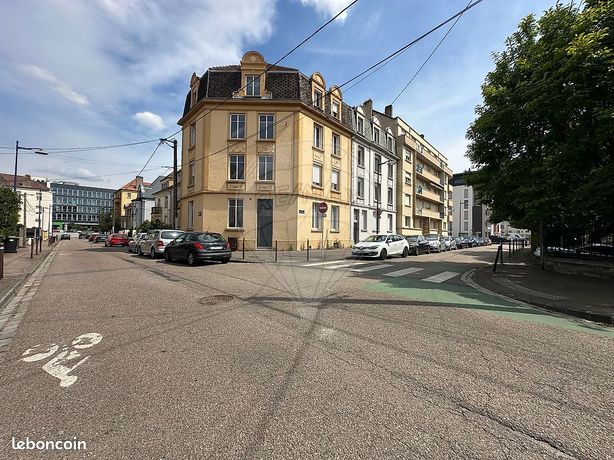 2 bedrooms Apartment in Metz, France No. 301394