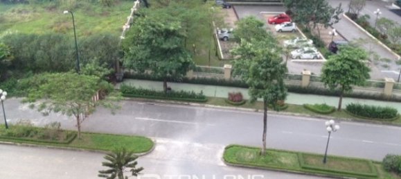 4 bedrooms Apartment in Tay Ho, Vietnam No. 245 8