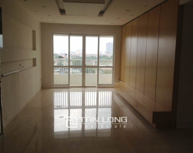 4 bedrooms Apartment in Tay Ho, Vietnam No. 245