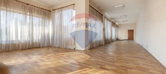 Villa T3 em Ispra, Italy N.º 149586 7