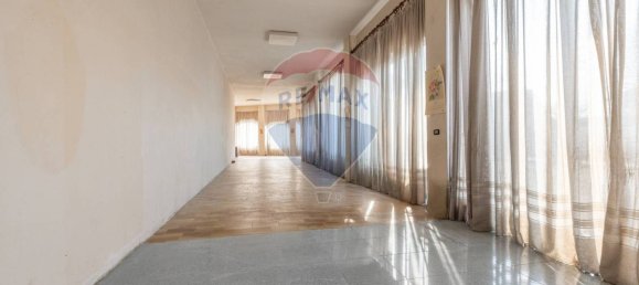 Villa T3 em Ispra, Italy N.º 149586 5