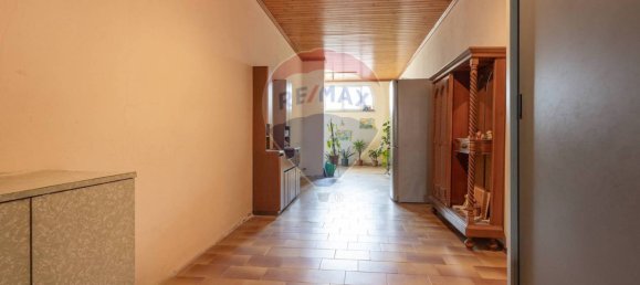 Villa T3 em Ispra, Italy N.º 149586 9