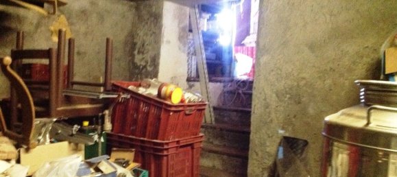 8 rooms House in Rome, Italy No. 115544 3