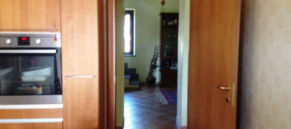 8 rooms House in Rome, Italy No. 115544 2
