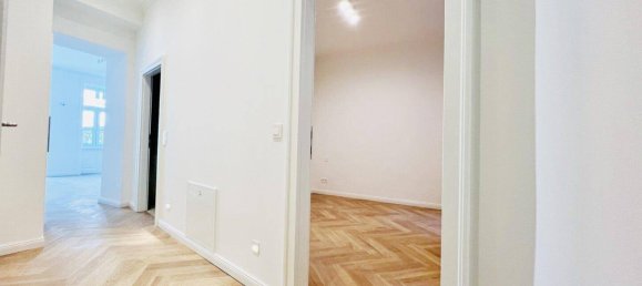 2 rooms Apartment in Rudolfsheim-Funfhaus, Austria No. 178313 2