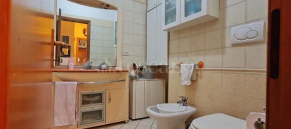 4 rooms Apartment in Rome, Italy No. 215003 33