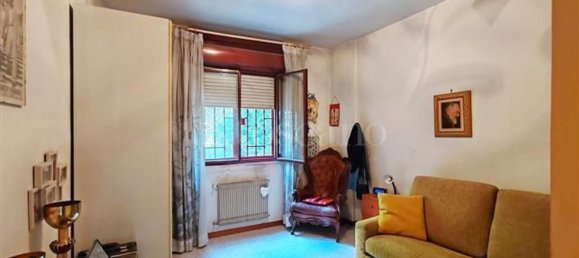 4 rooms Apartment in Rome, Italy No. 215003 8