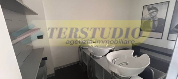 2غرفة عقار تجاري في Capriate San Gervasio, Italy رقم 337711 5