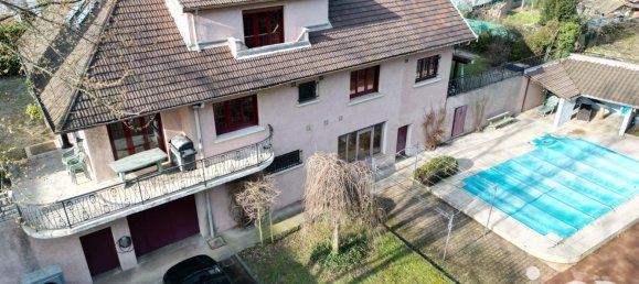 5 bedrooms House in Pont-de-Cheruy, France No. 192783 22