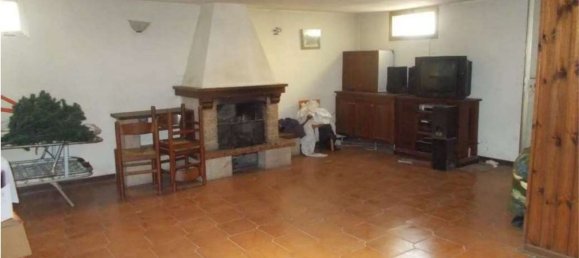 6 rooms Apartment in Maserà di Padova, Italy No. 16103 8