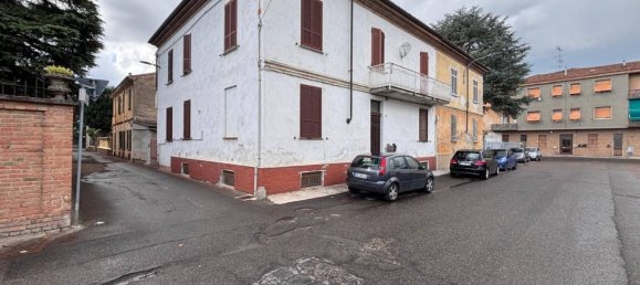 1 bedroom Apartment in Voghera, Italy No. 283832 16