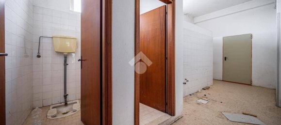 Lagerhaus in Monteforte d'Alpone, Italy 700m², Nr. 54708 8