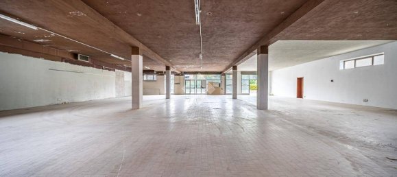 Lagerhaus in Monteforte d'Alpone, Italy 700m², Nr. 54708 10