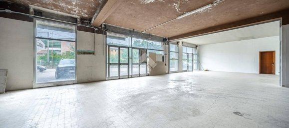 Lagerhaus in Monteforte d'Alpone, Italy 700m², Nr. 54708 2