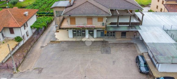 Lagerhaus in Monteforte d'Alpone, Italy 700m², Nr. 54708 20