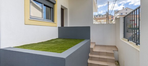 2 bedrooms House in Seixal, Portugal No. 96829 22