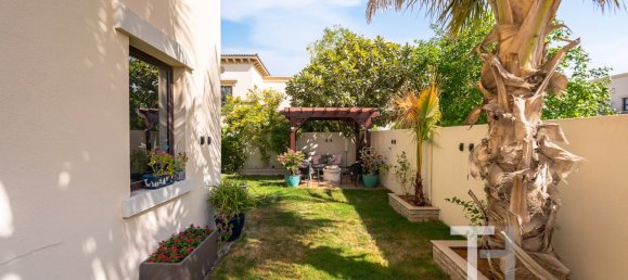 3 Schlafzimmer Villa in Reem, UAE, Nr. 95927 3