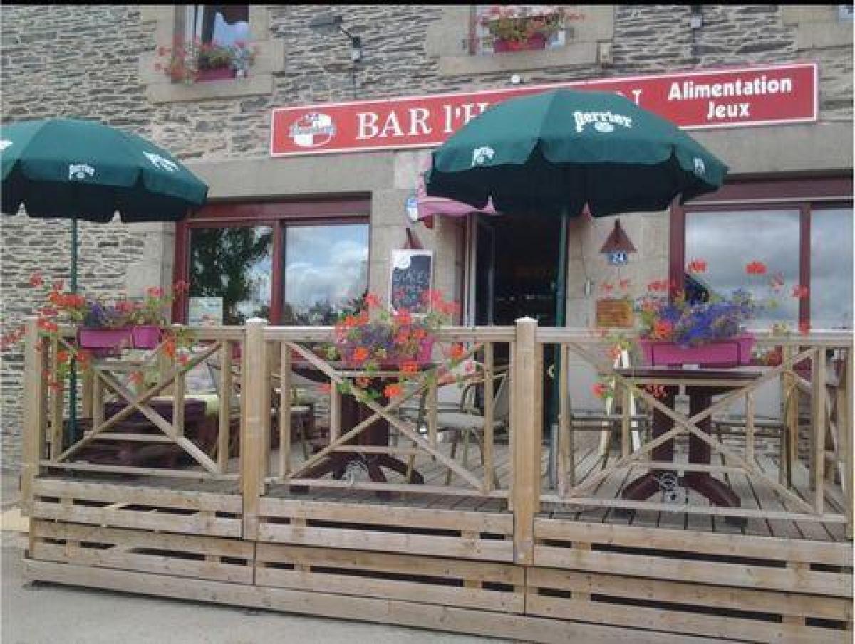 Oficina en Taupont, France 220 m² No. 21389