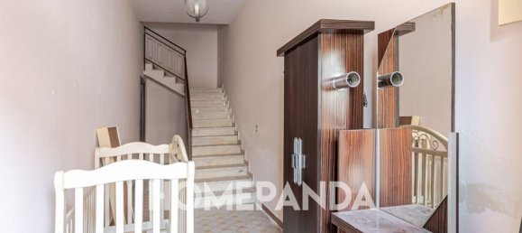 9 rooms House in Solarino, Italy No. 281220 4