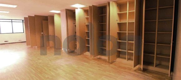 Офис 197м² в Порту, Португалия № 63791 9