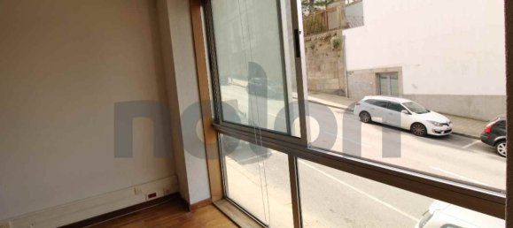 Офис 197м² в Порту, Португалия № 63791 2