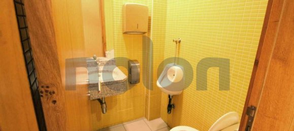 Офис 197м² в Порту, Португалия № 63791 14