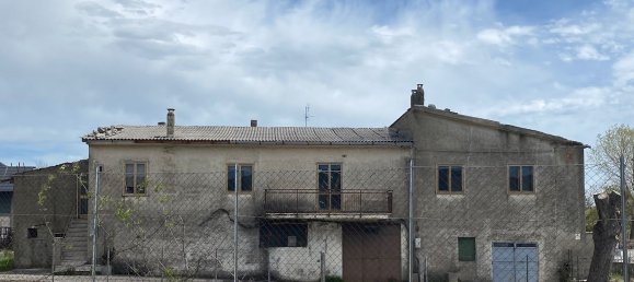 Edifício em Tito, Italy 348 m² N.º 256862 2